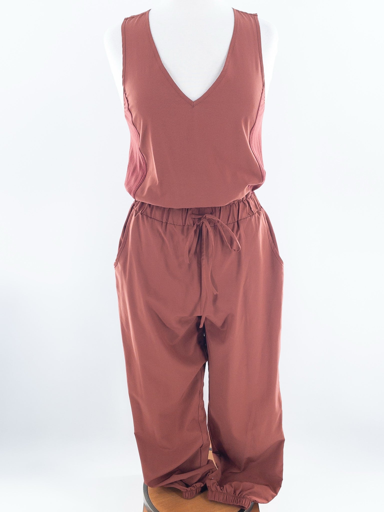 Evereve Brick V Neck Polyester Straight Size S Jumpsuits