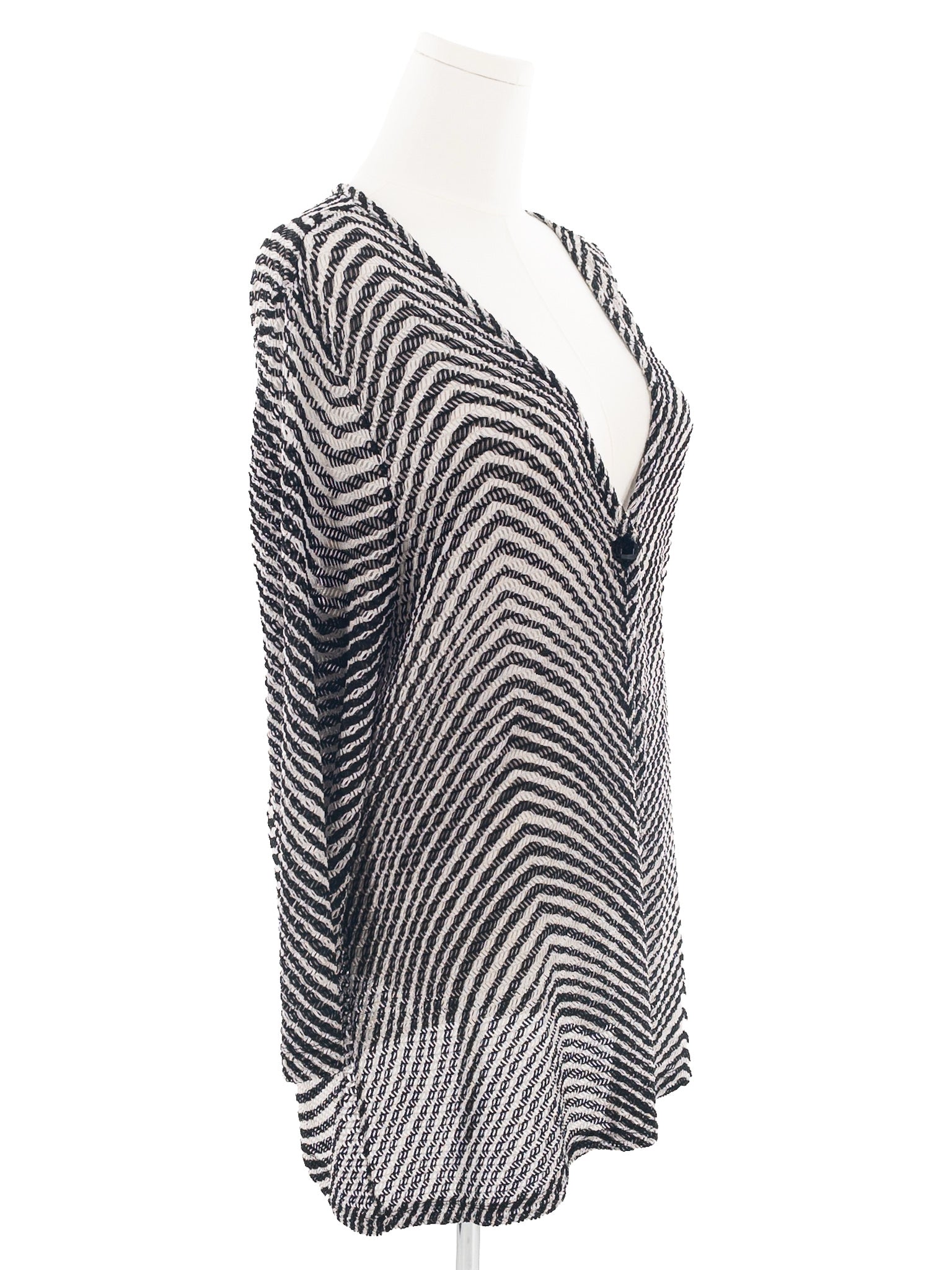Chicos Black Gray Stripe Nylon Blend Size M Cardigan