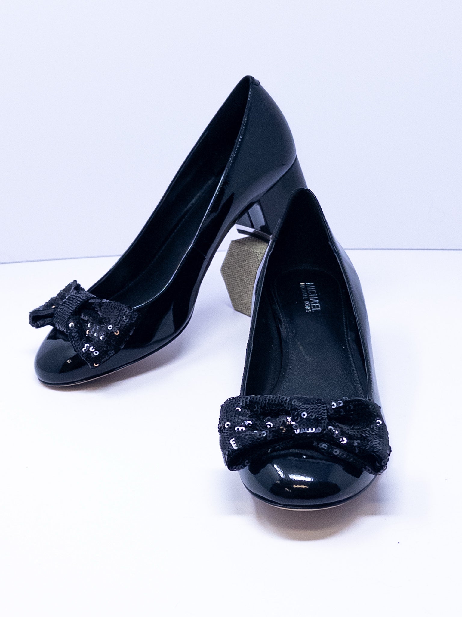 Michael Kors Black Bow Patent Leather 7 Pumps