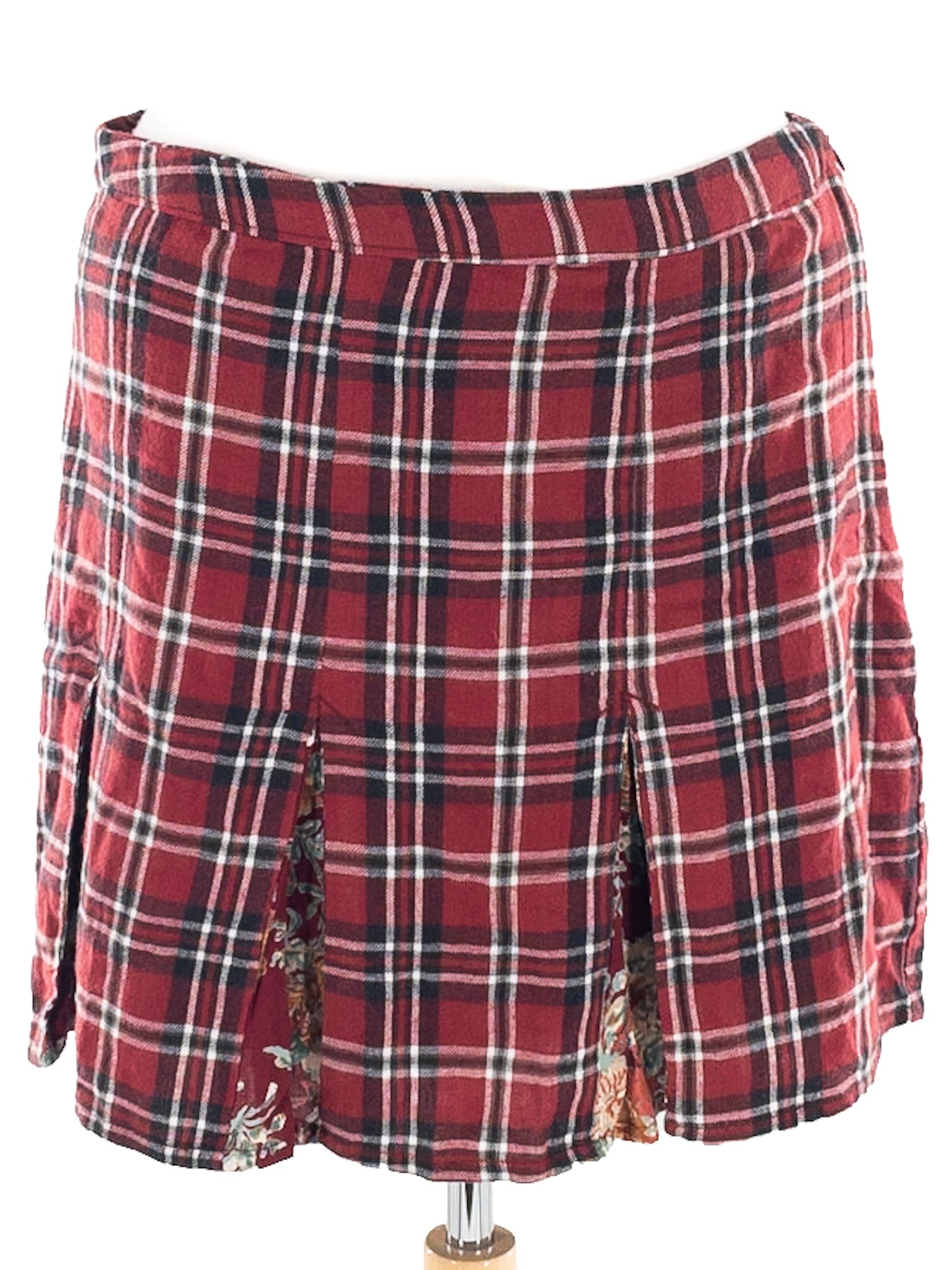 Wildflower Maroon Plaid Flannel Size 6 Skirt