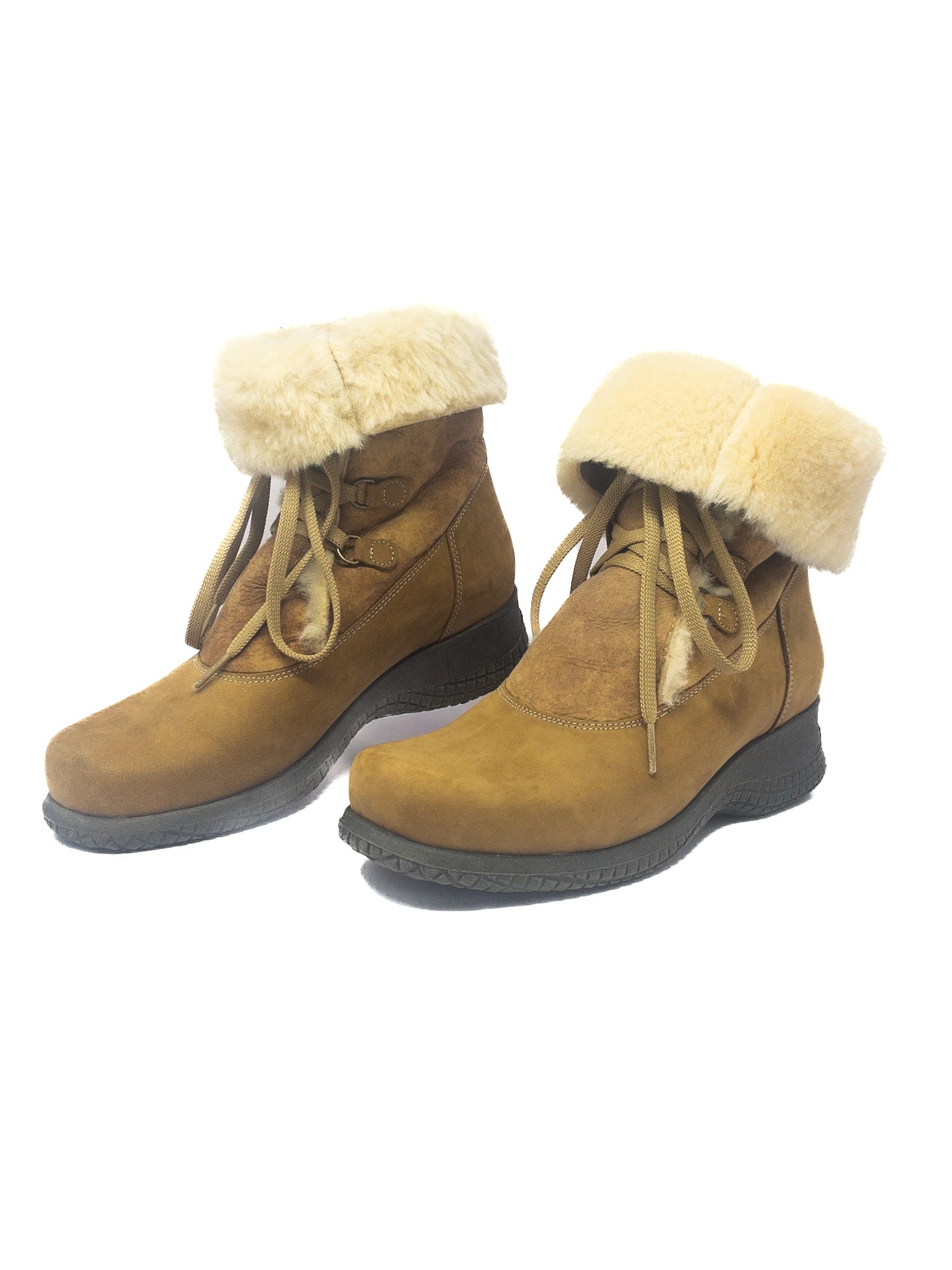 La Canadienne Camel Lace up Suede 8.5 Boots