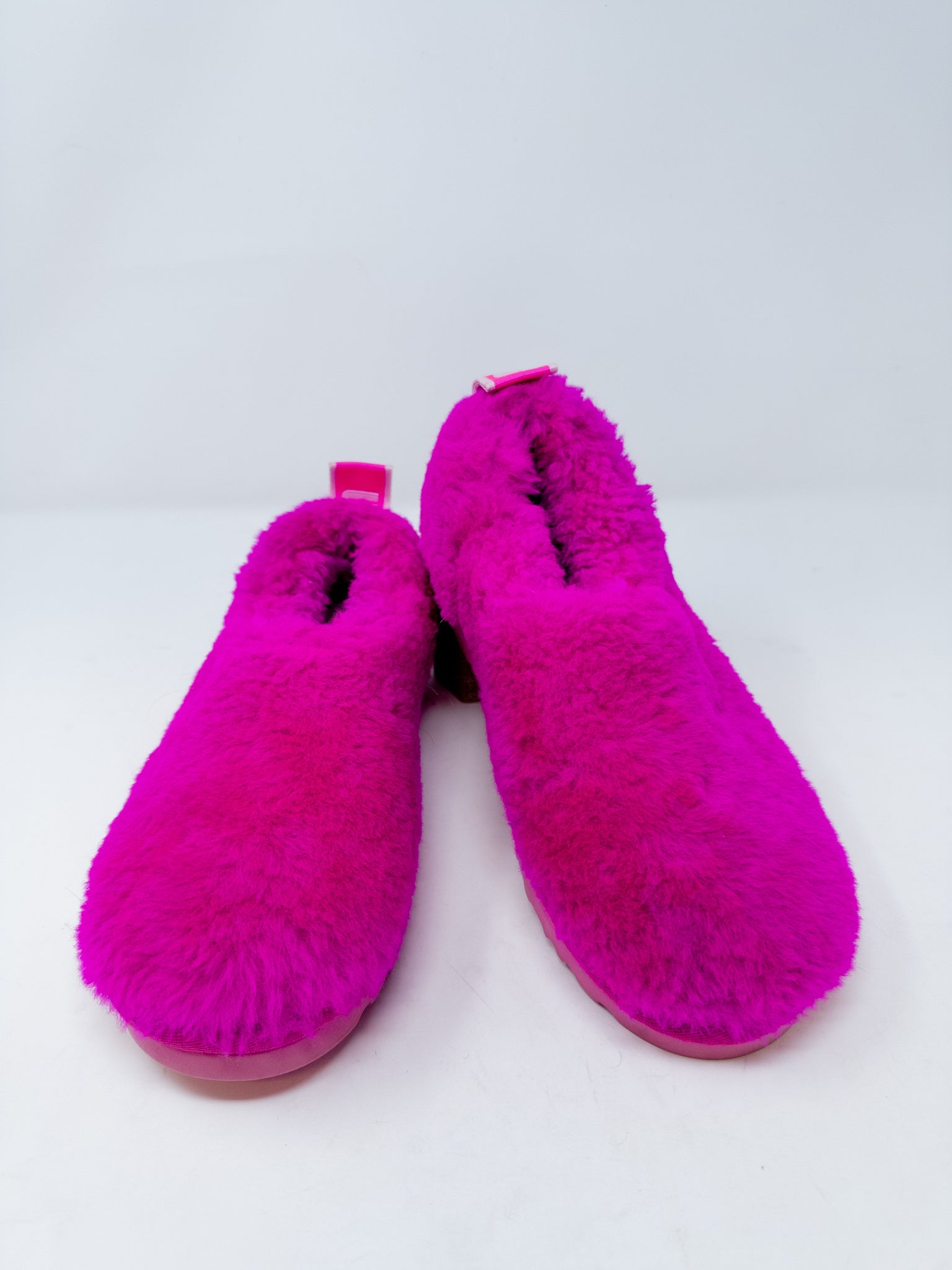 Ugg Fuschia Plush Wool 6 Slippers