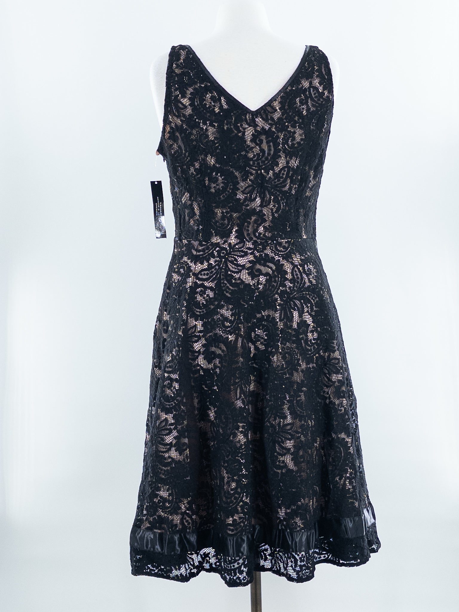 Tahari Black Lace Nylon Blend Sleeveless Size 12 Dress