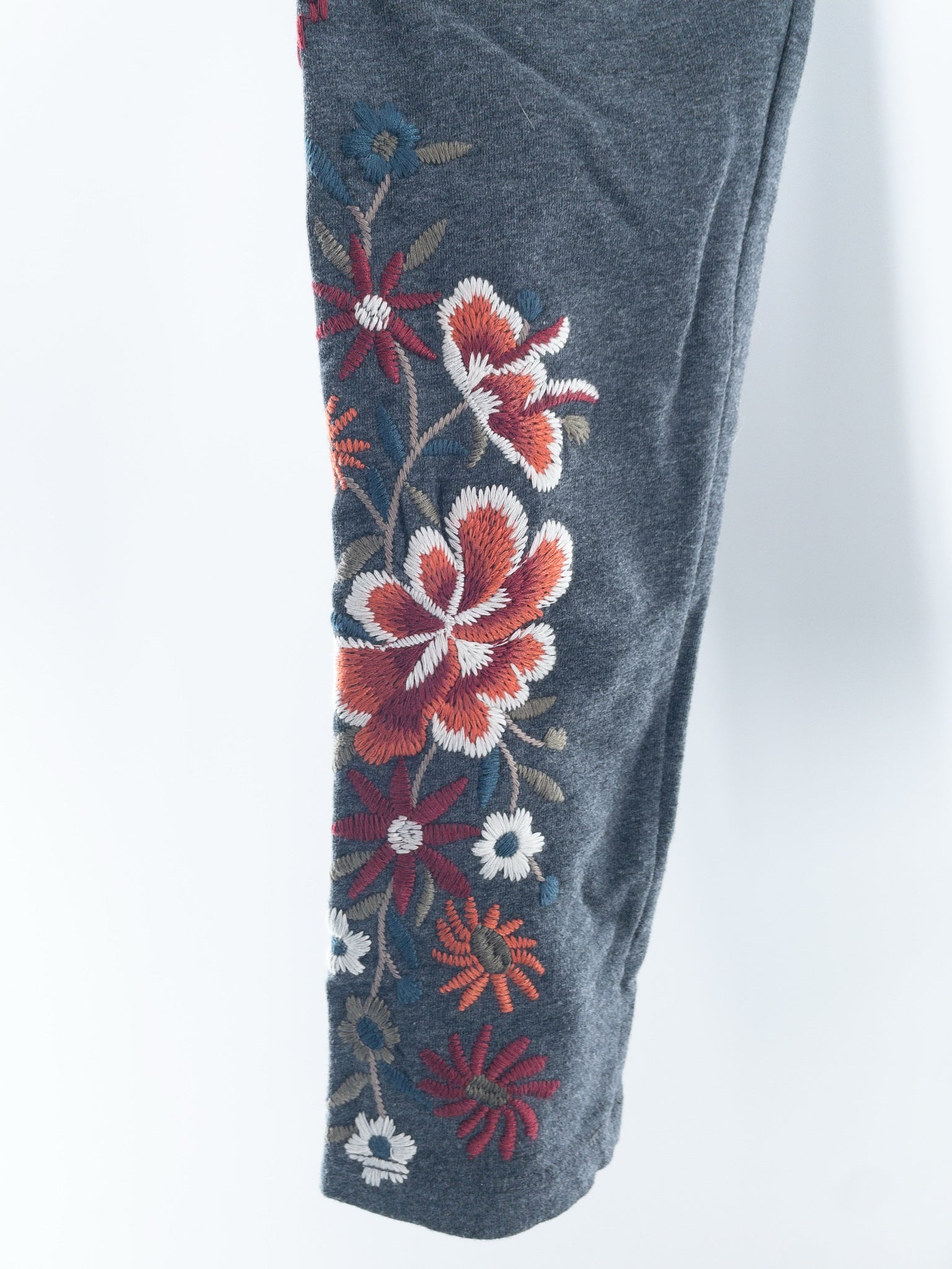 Johnny Was Gray Embroidered Cotton Legging Size S Pants