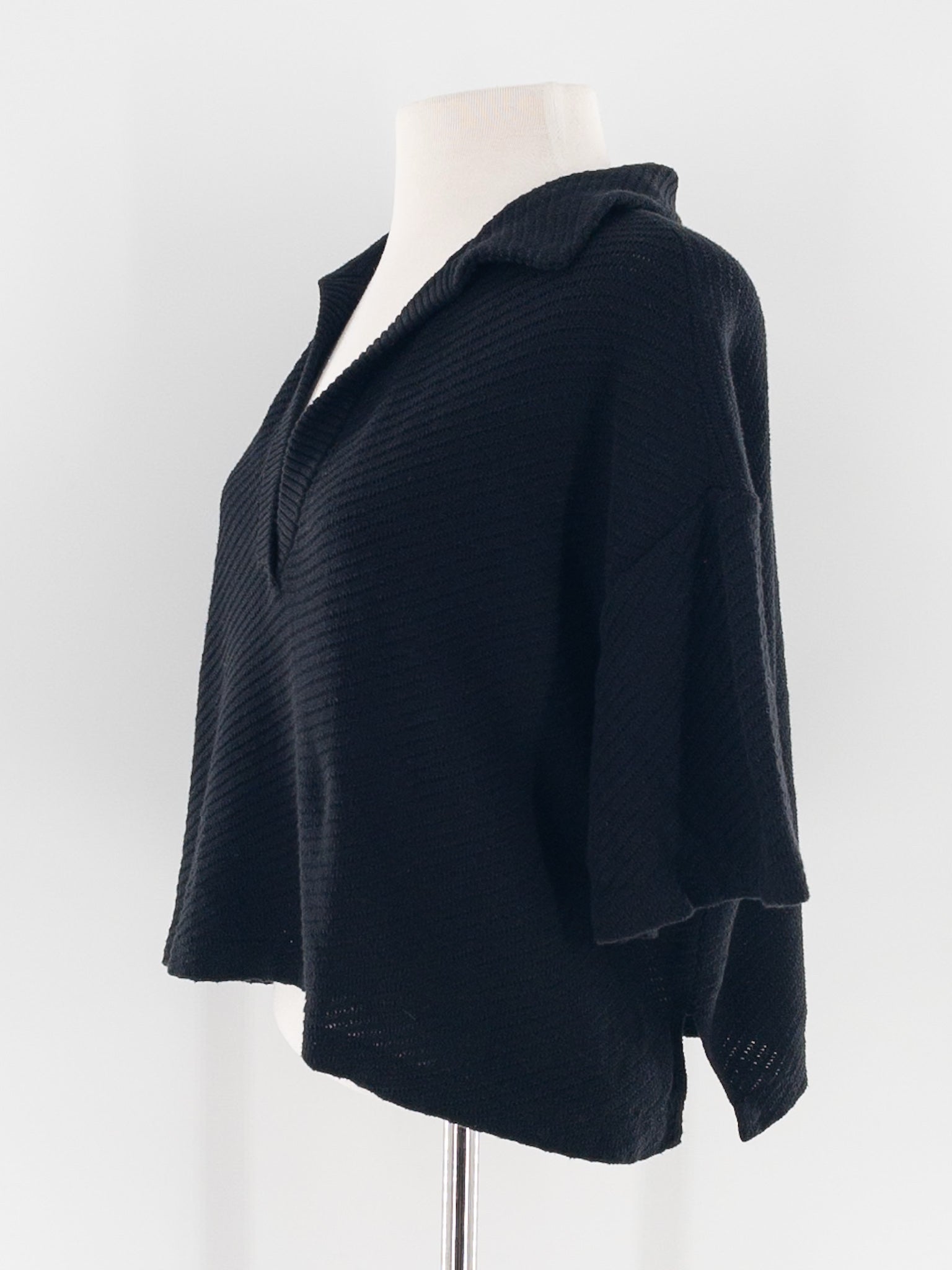 Tuckernuck Black Cropped Cotton Size S Sweaters