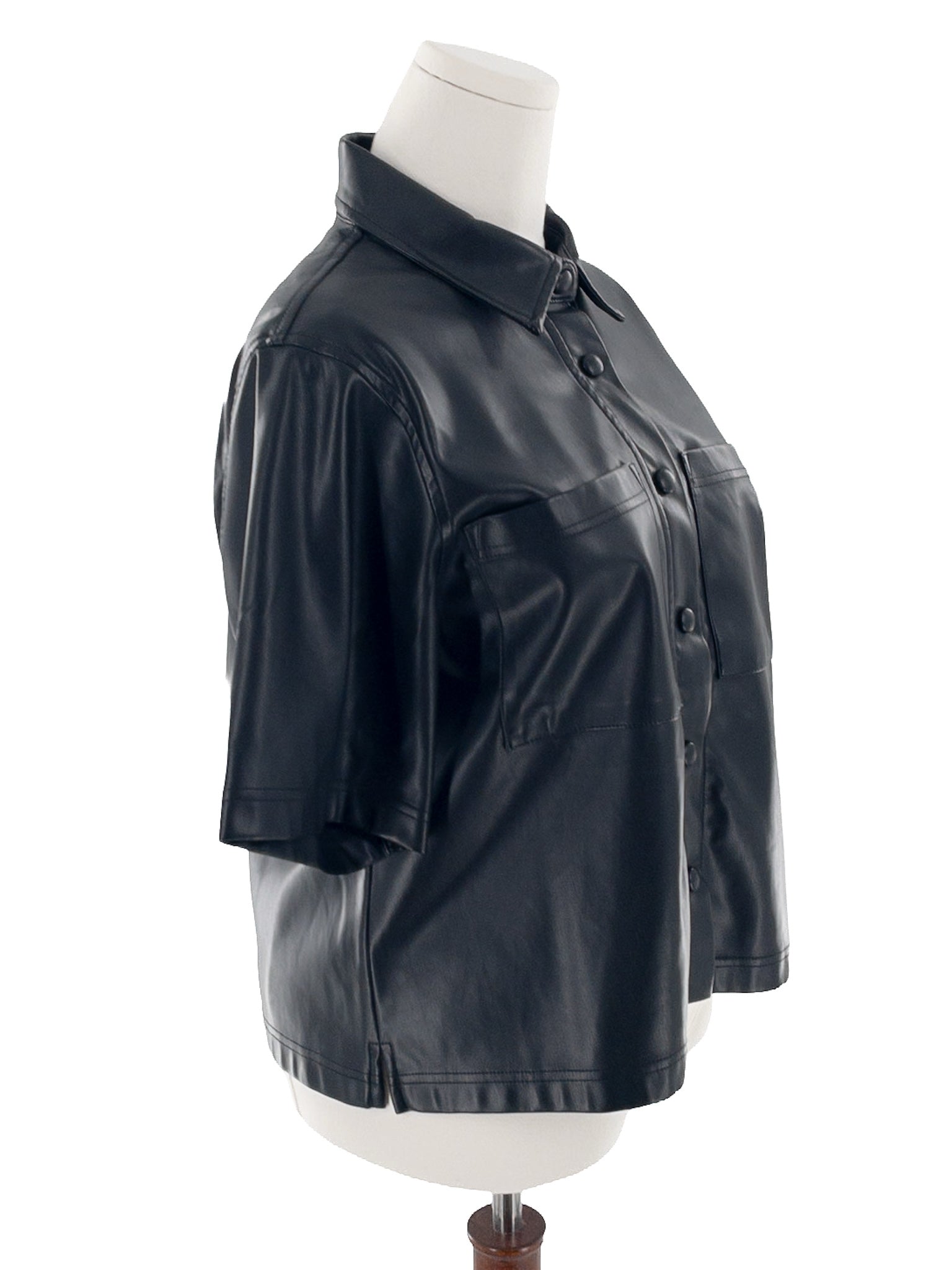 Evereve Black Snap Faux Leather Short Sleeve Size L Blouse