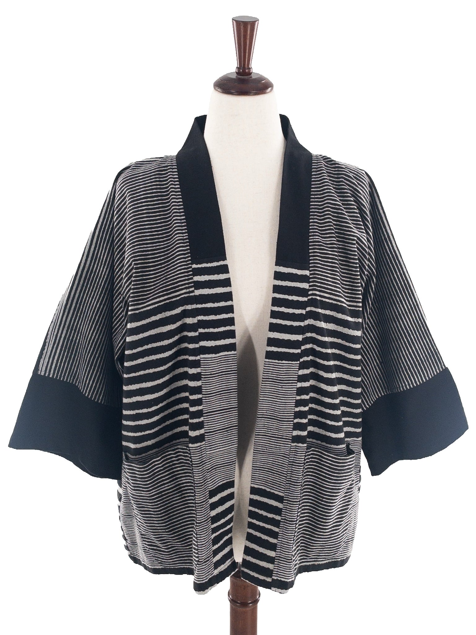 Belle Waera Black Gray Stripe Size L Blazer