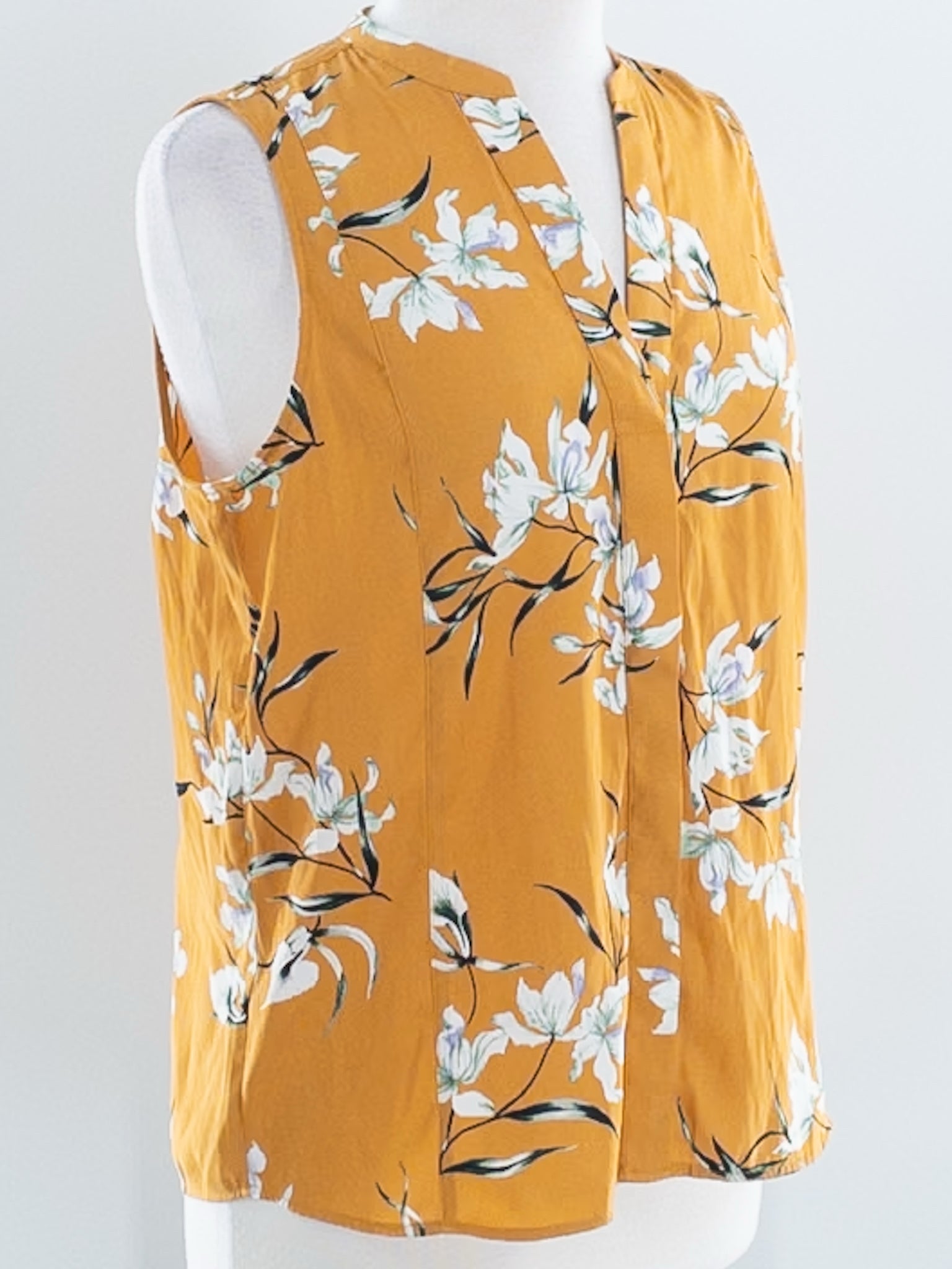 Banana Republic Goldenrod Floral Polyester Sleeveless Size S Blouse