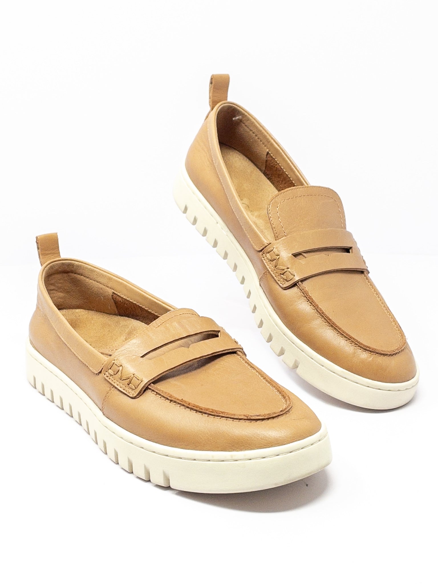 Vionic Tan Cream Platform Leather 9 Loafers