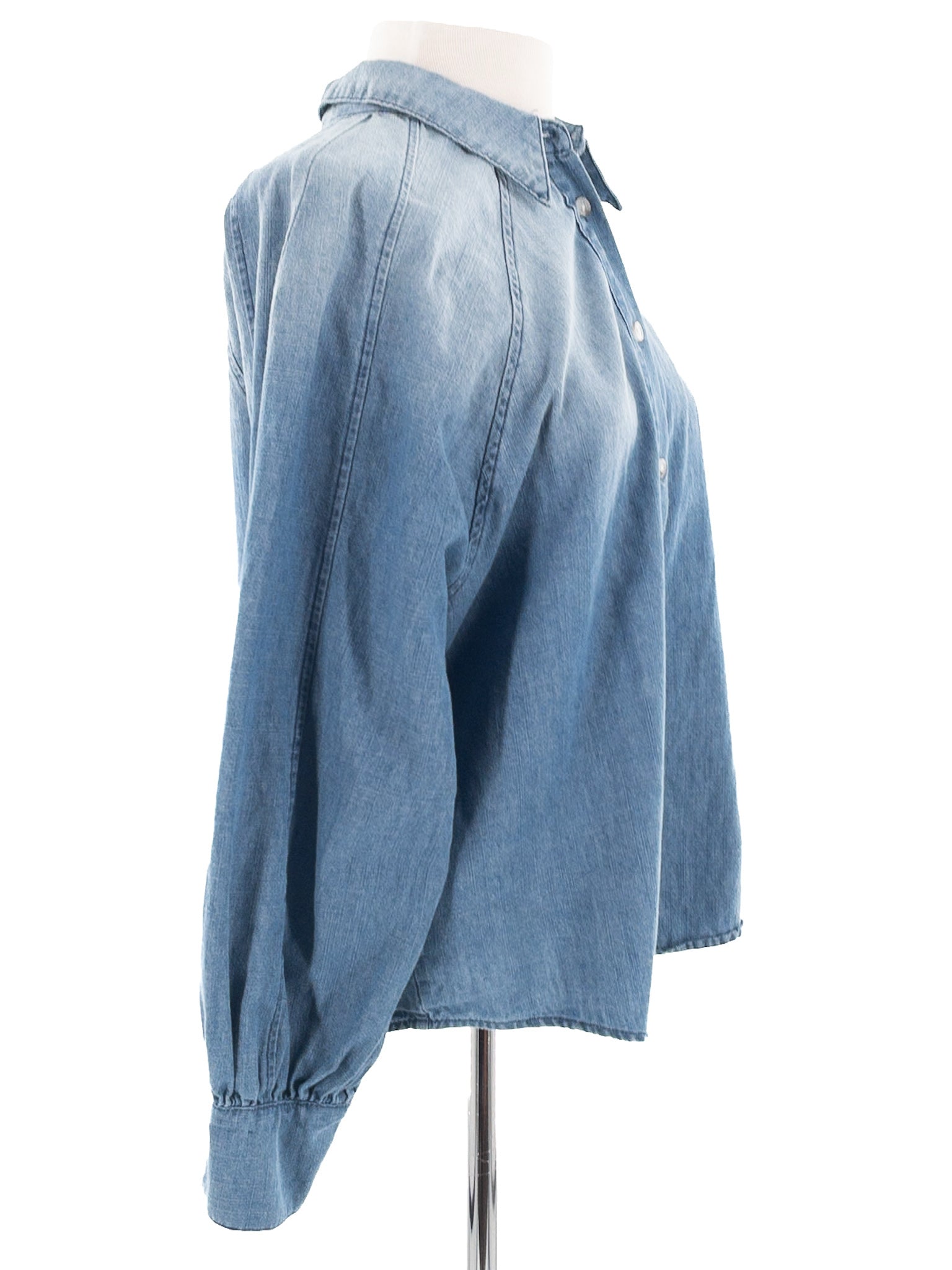 Biscuit Blue Washed Chambray Long Sleeve Size M Blouse