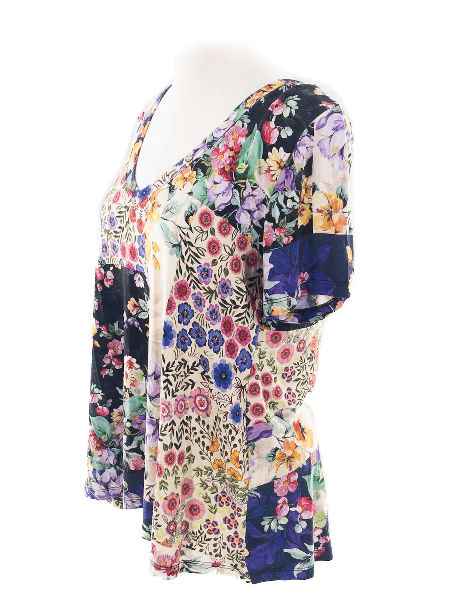 Johnny Was Blue Multi Floral Viscose Blend Short Sleeve Size M T Shirt