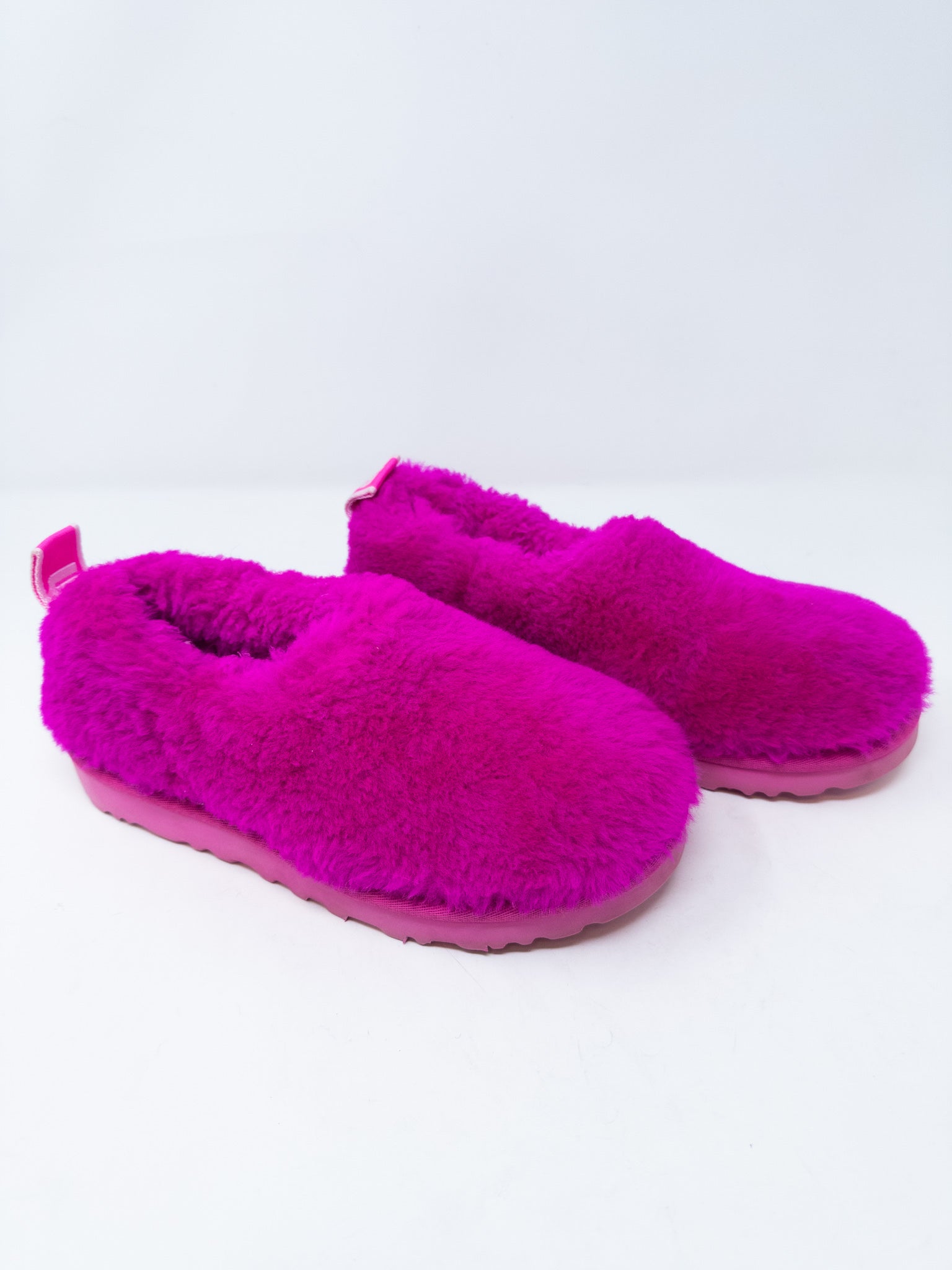 Ugg Fuschia Plush Wool 6 Slippers