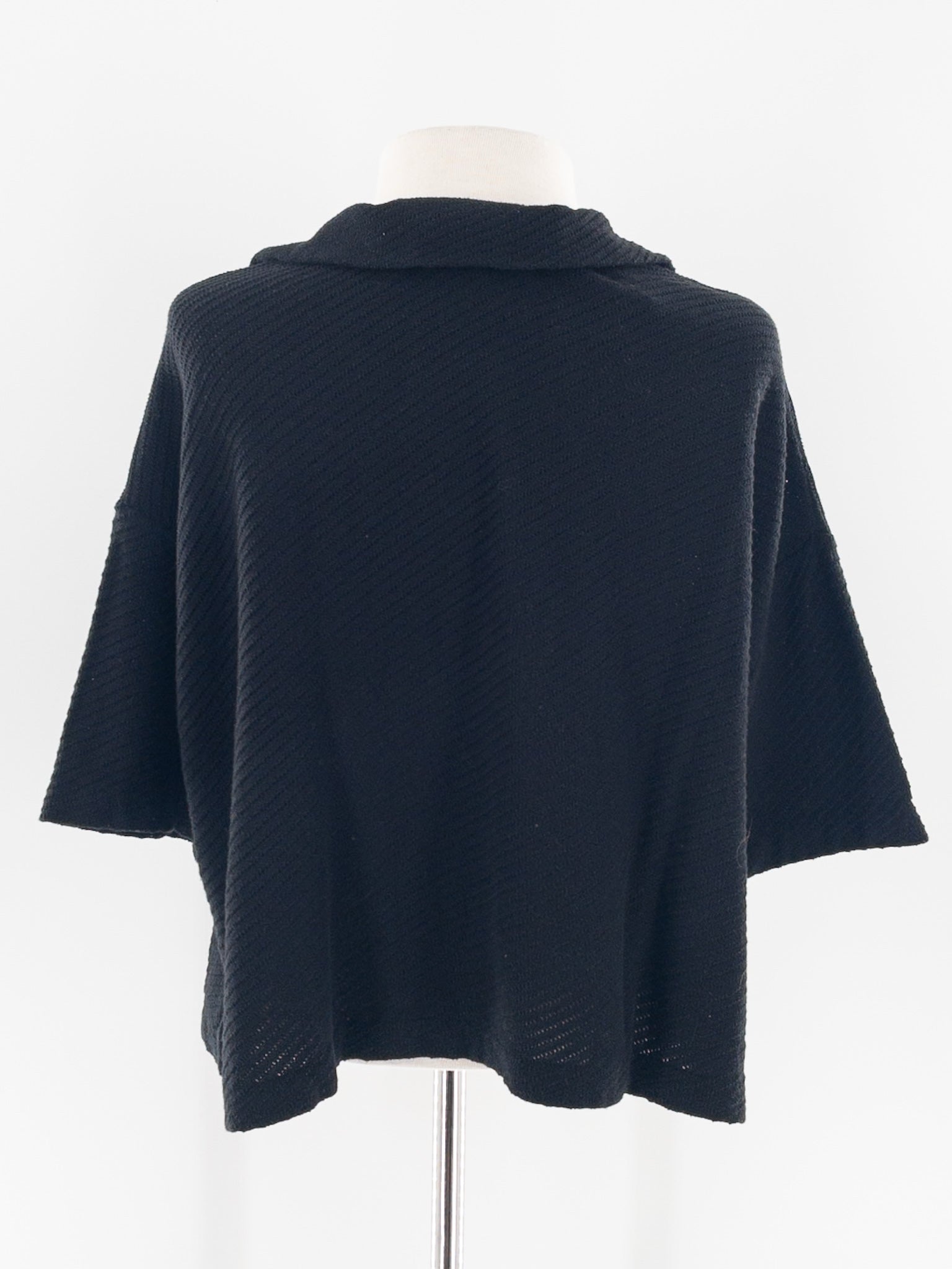 Tuckernuck Black Cropped Cotton Size S Sweaters