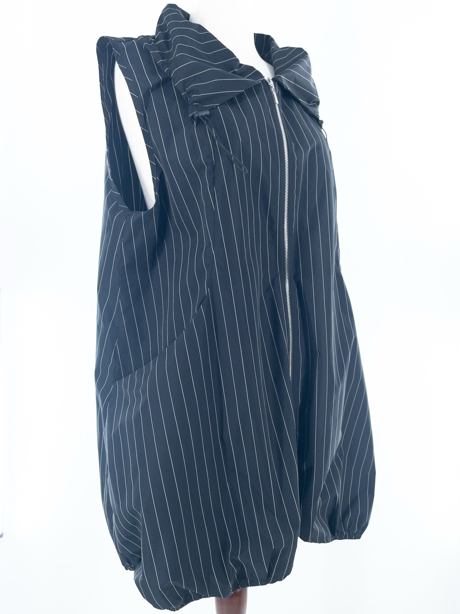 Sun Kim Black White Pinstripe Polyester Size 1X Vest