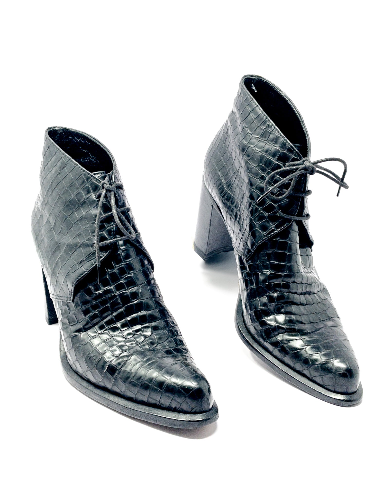 Cesare Casadei Black Croc Embossed 7.5 Shoes