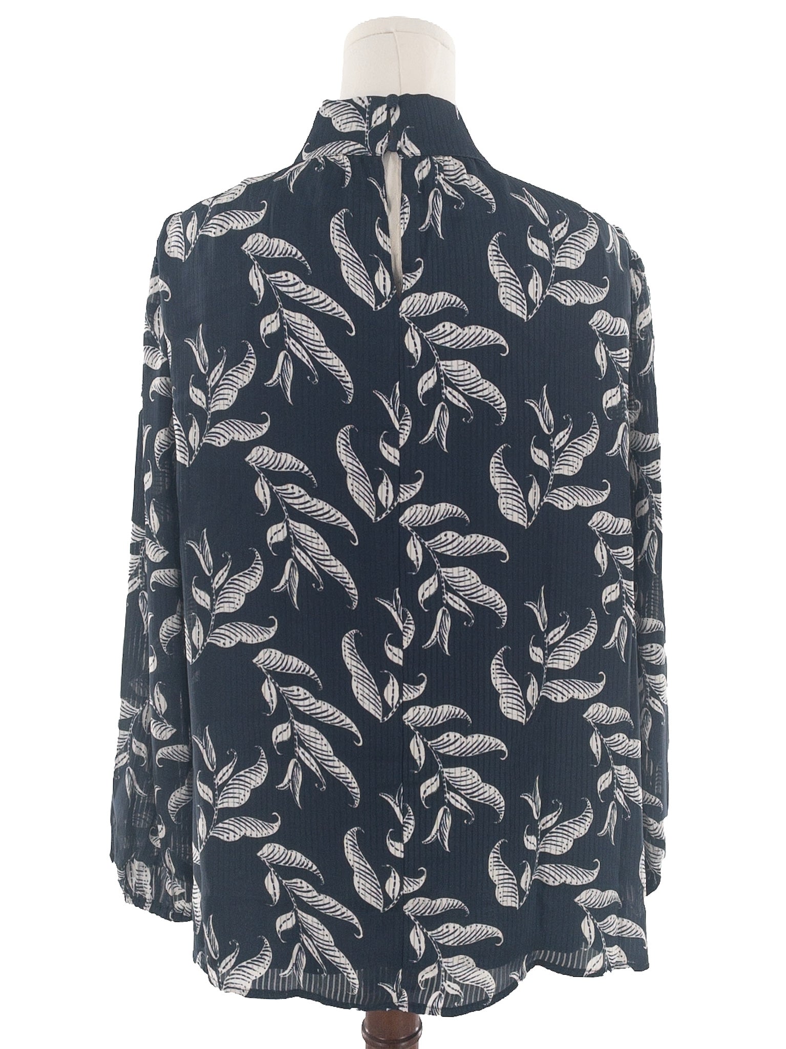 Lane Bryant Navy Cream Leaves Polyester Blend Long Sleeve Size 14 Blouse
