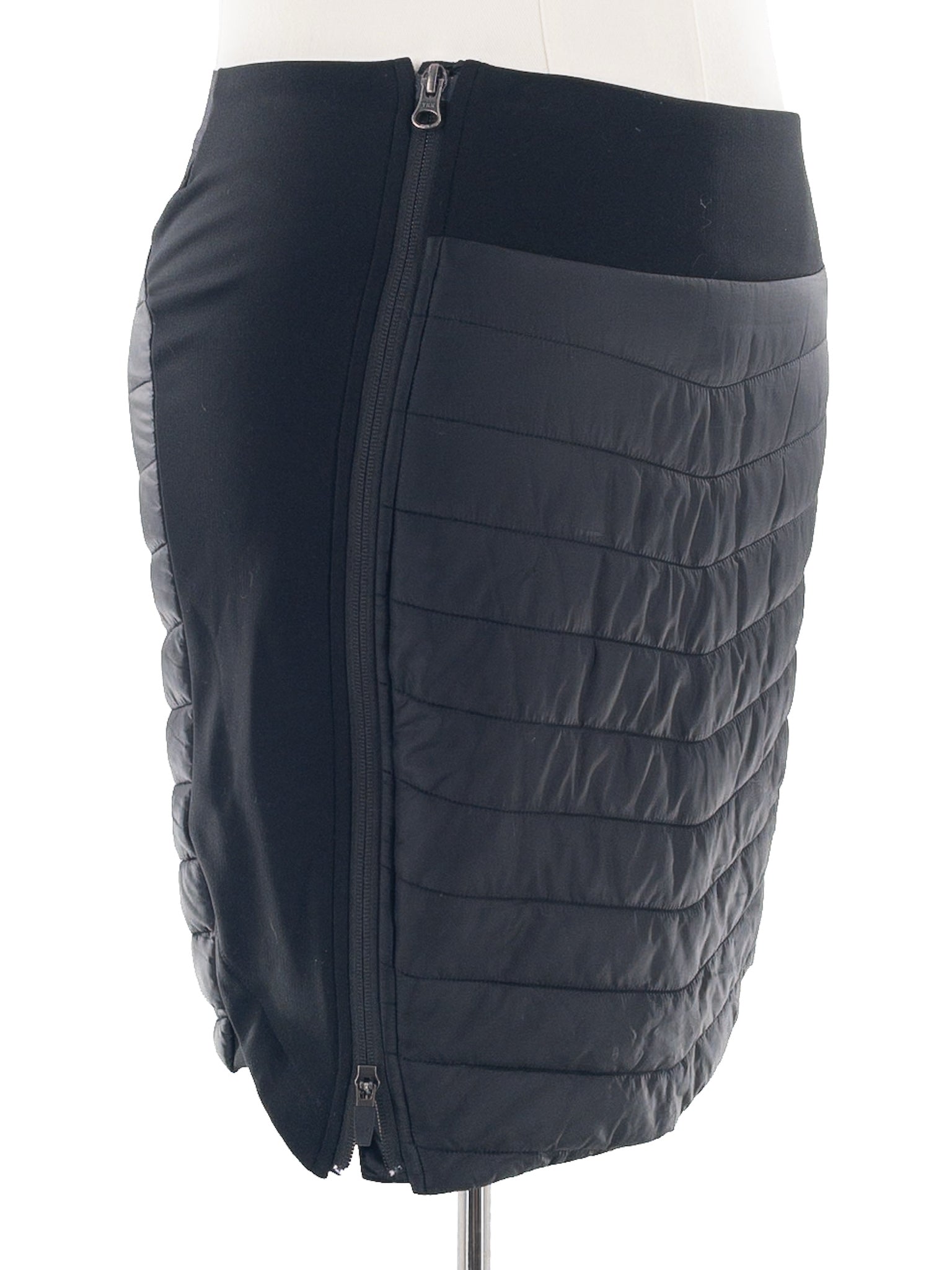 North Face Black Quilt Polyester Size 8 Skirt
