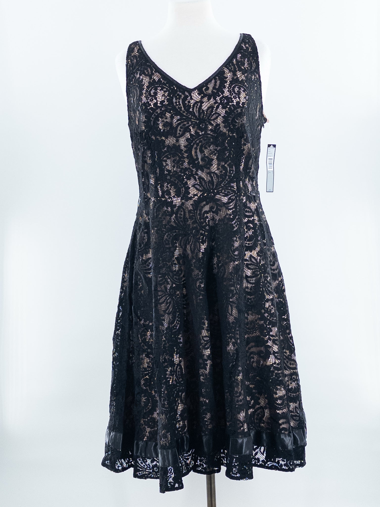 Tahari Black Lace Nylon Blend Sleeveless Size 12 Dress