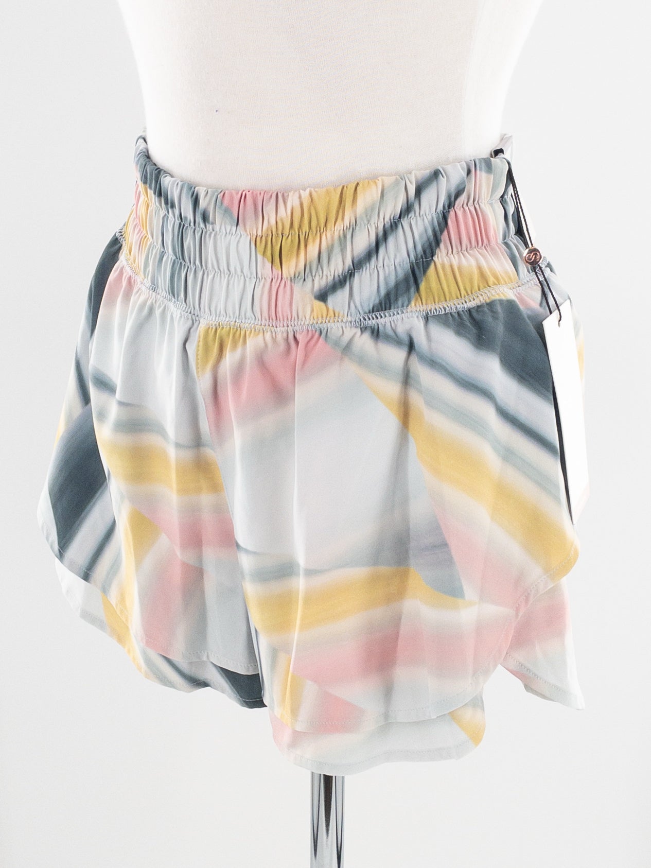 CALLA Multi-Color Print Nylon Blend Size XS Shorts/Active