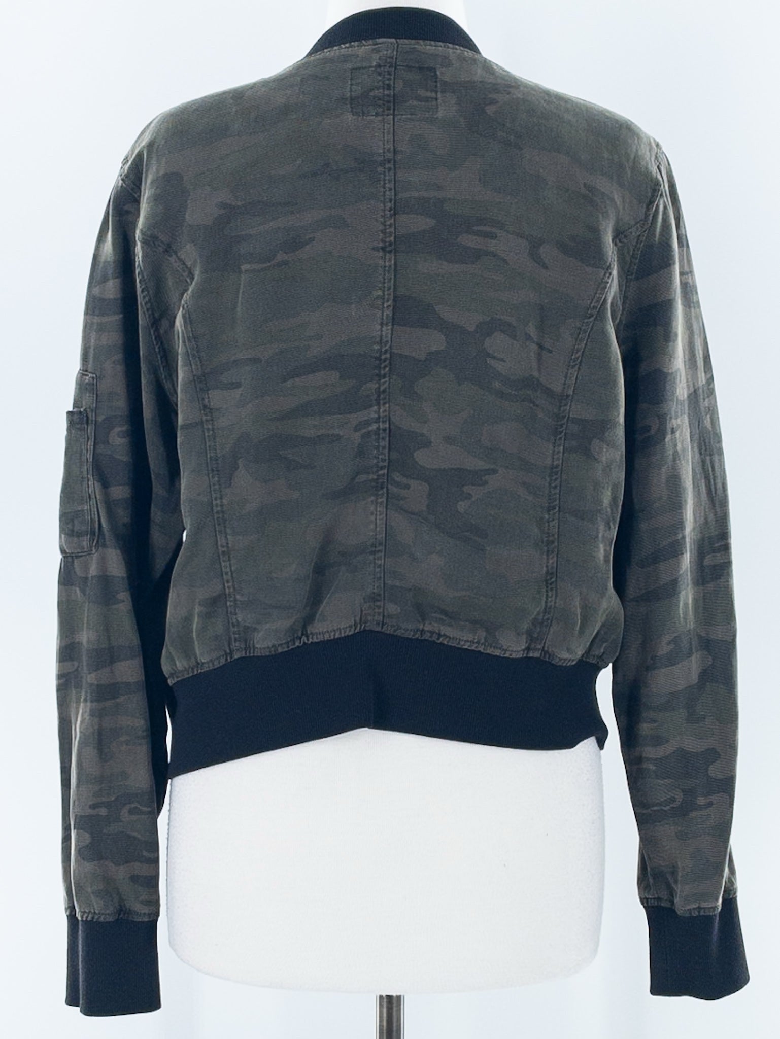 Sanctuary Olive Camoflage Tencel Blend Size M Jacket