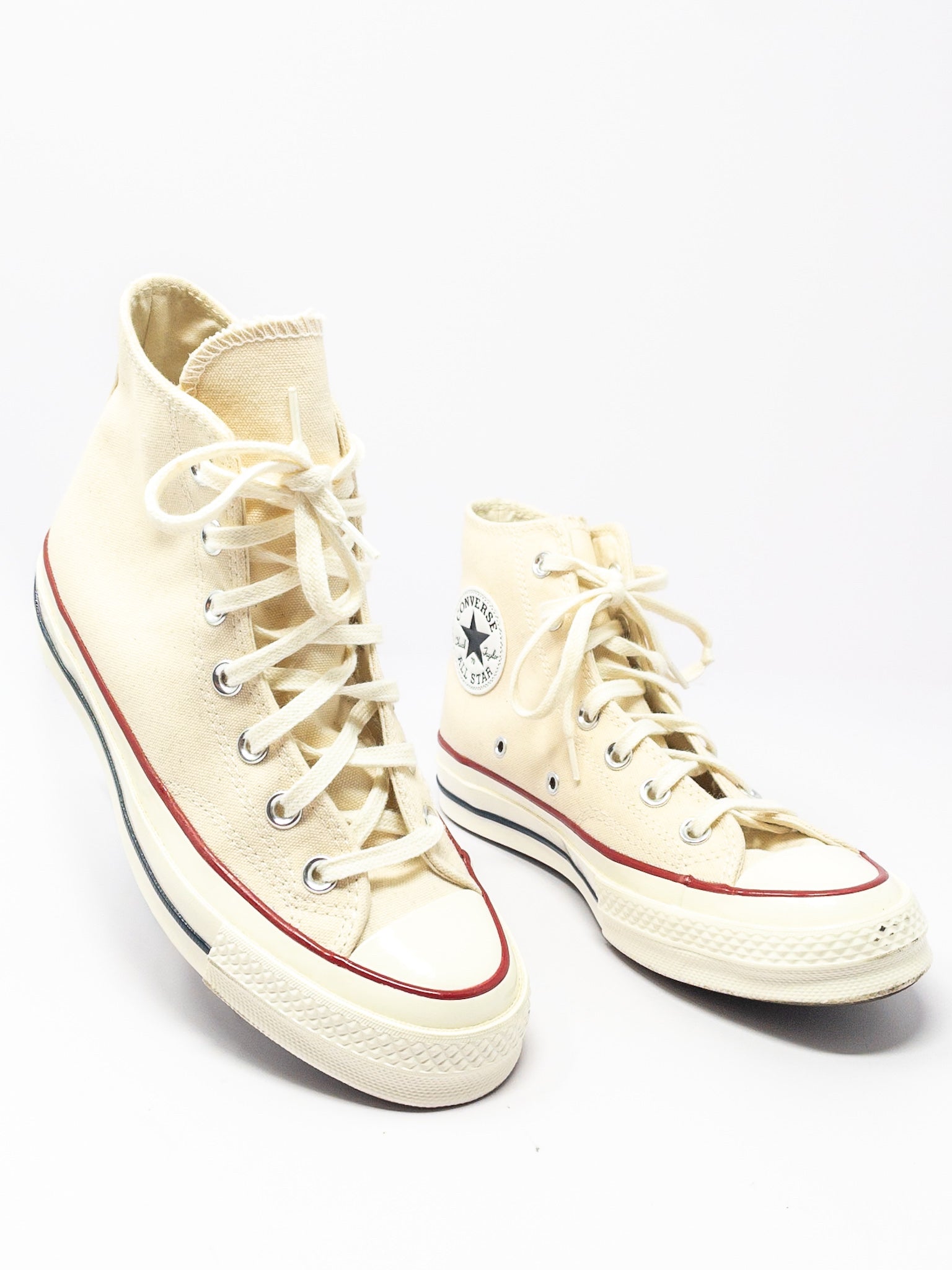 Converse Cream Tie Canvas 7 Sneakers