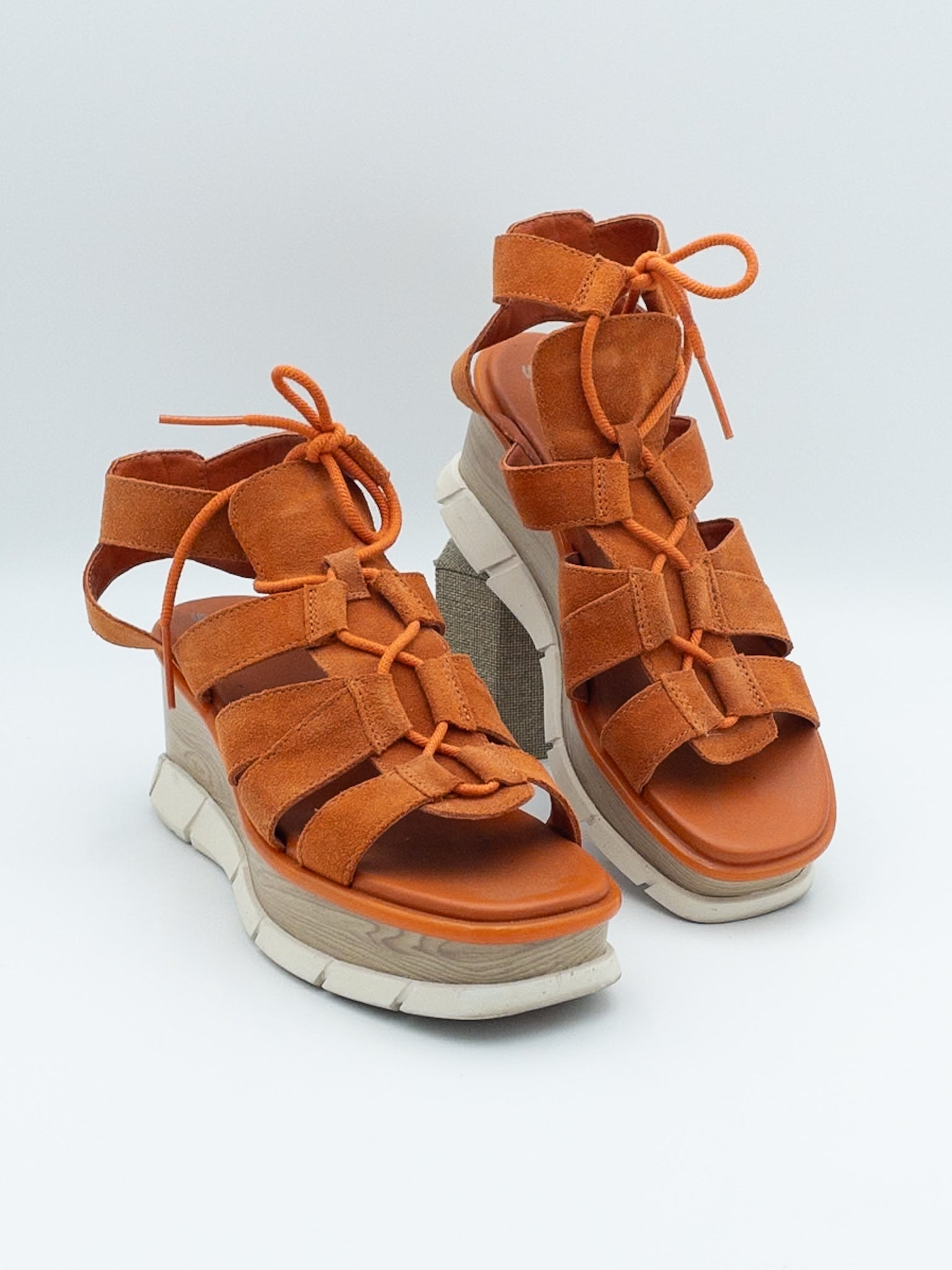 Sorel Orange Tie Suede 8 Sandals