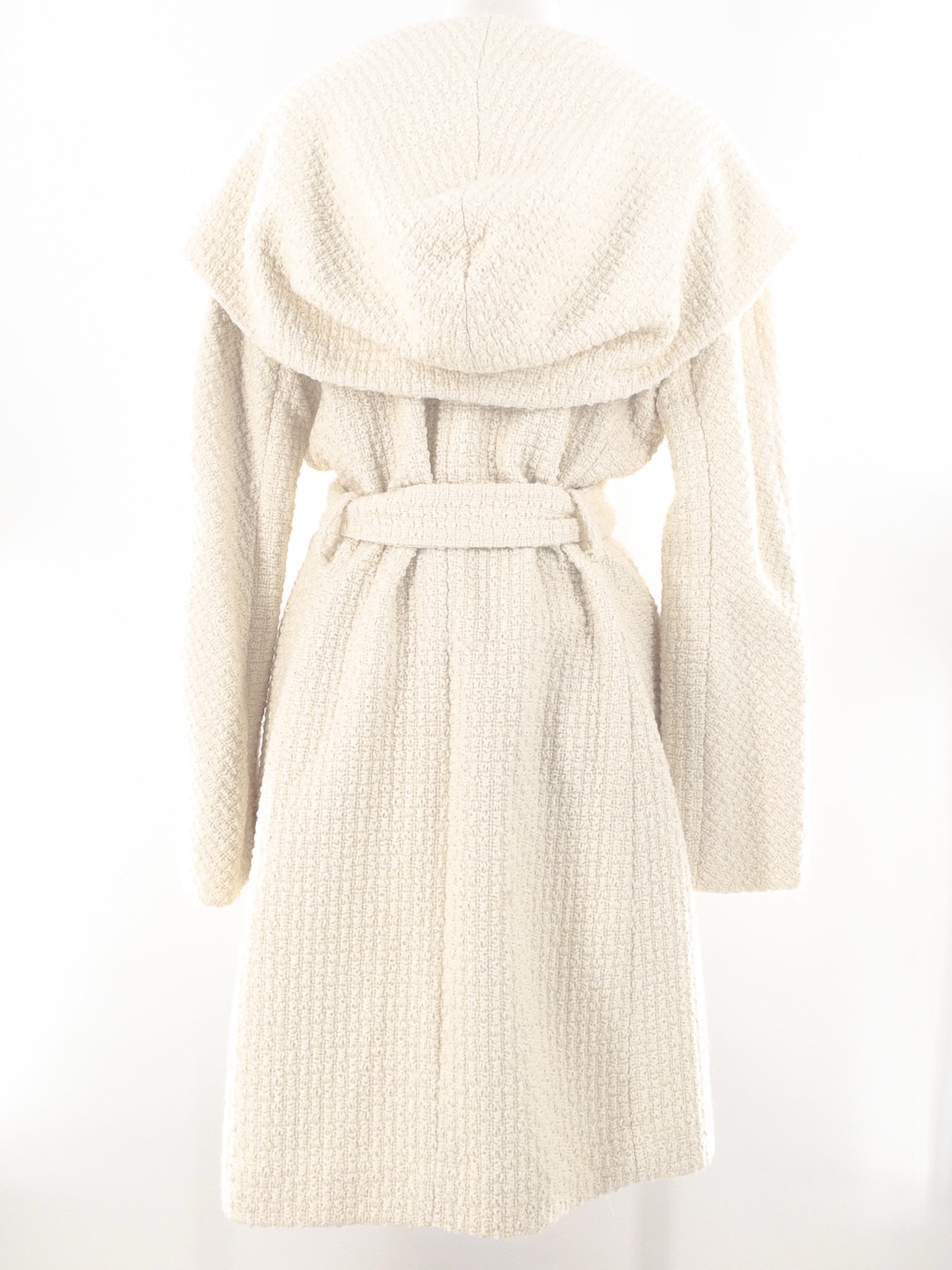 BCBG Cream Texture Acrylic Size M Coat
