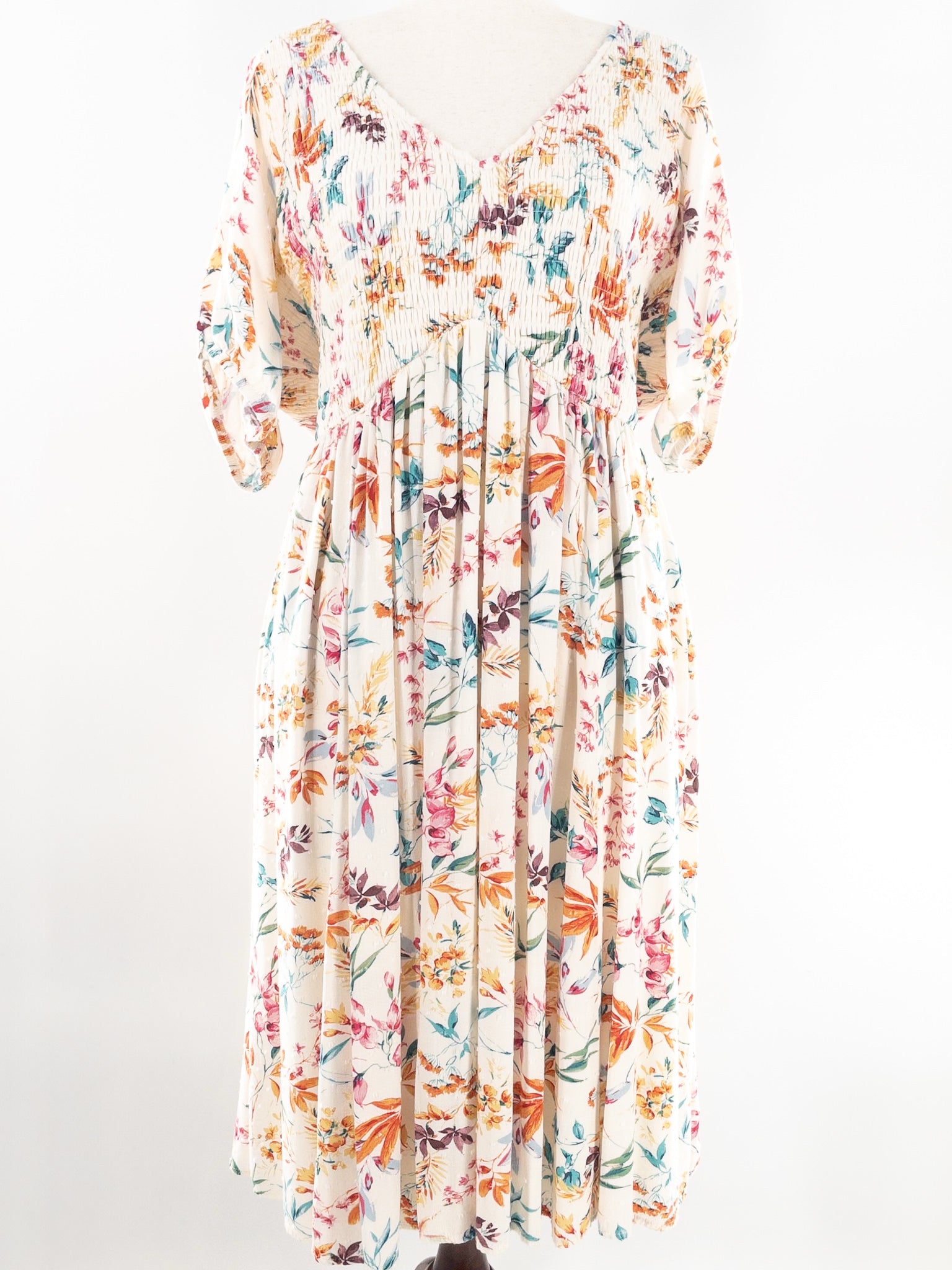 Torrid Ivory Multi Floral Jersey V Neck Size 3X Dress