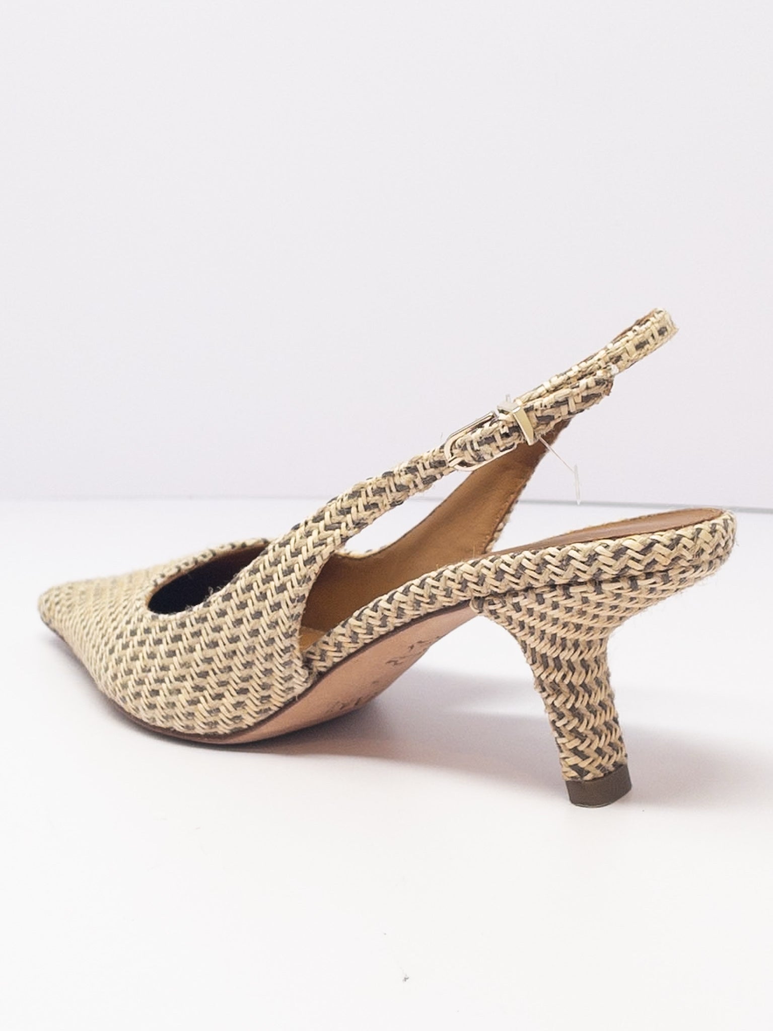 J McLaughlin Beige Tweed Leather Blend 7 Shoes