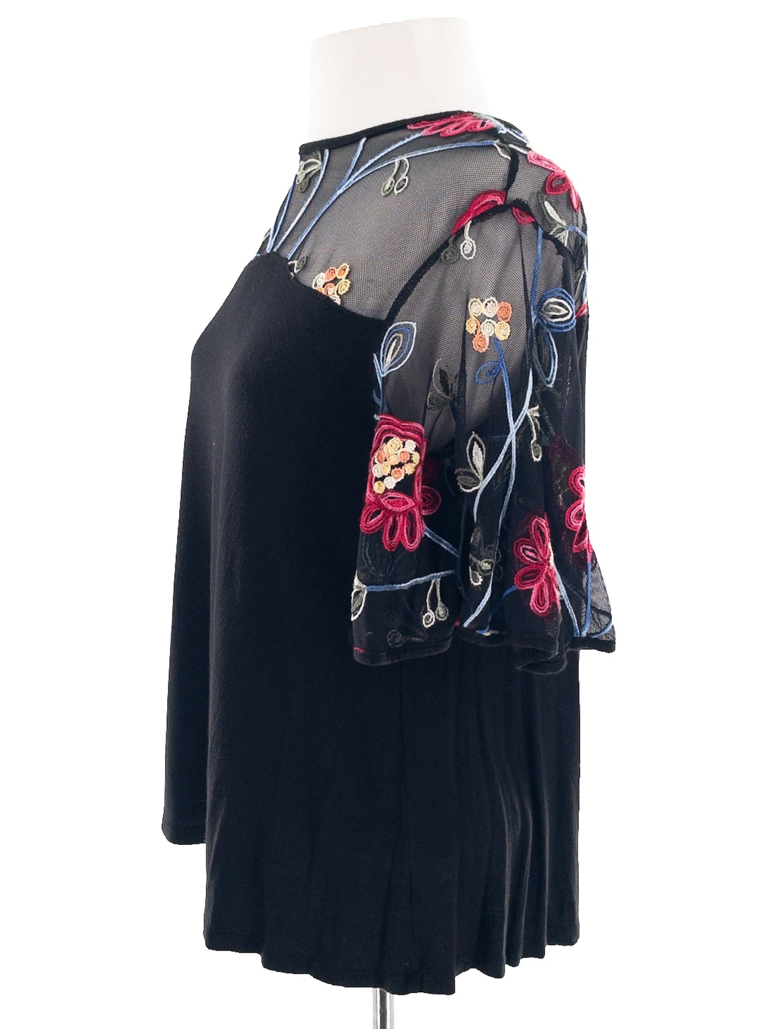 Kim & Cami Black Multi Embellished Short Sleeve Size S T Shirt