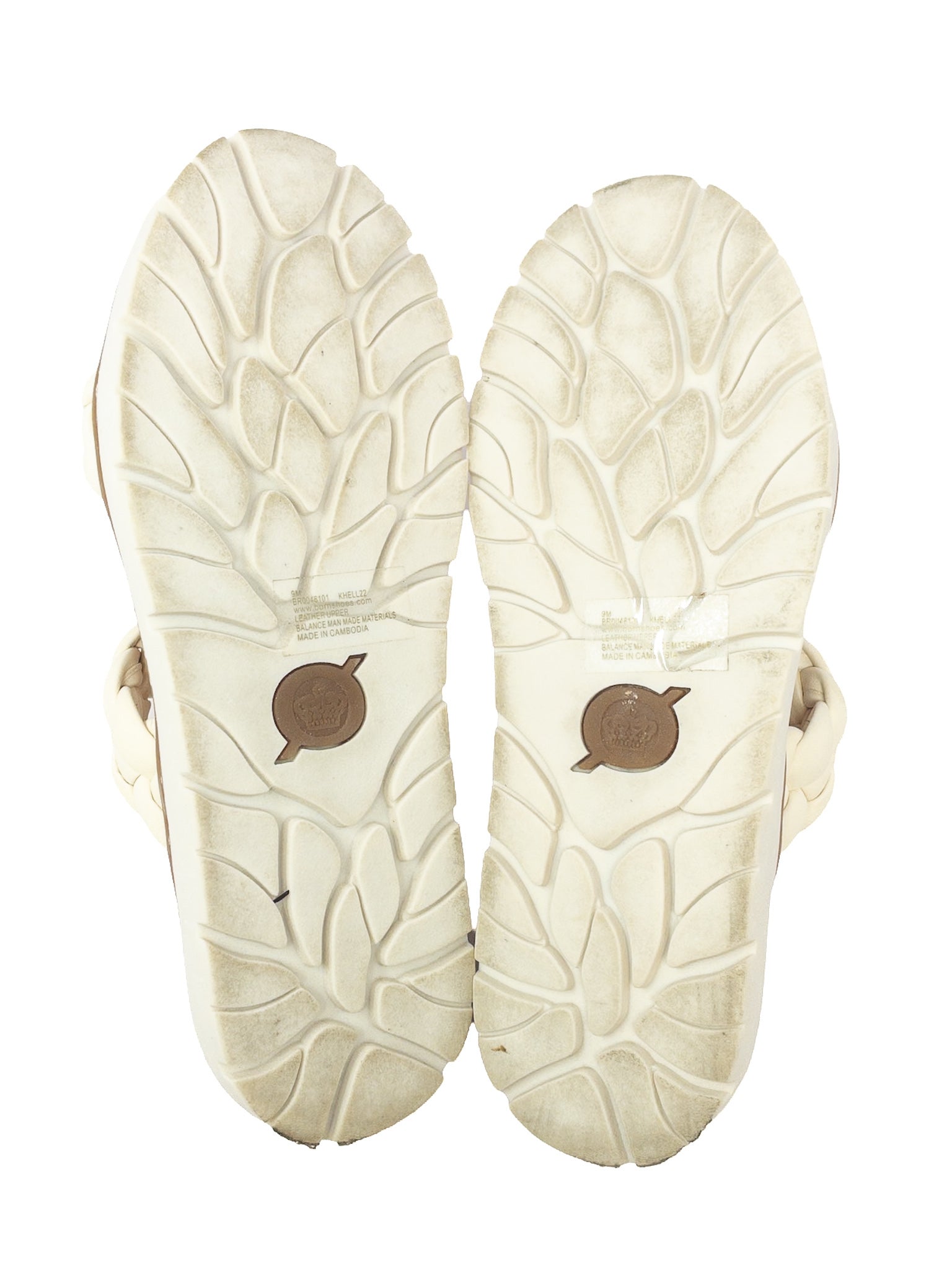 Born Cream Braid Leather 9 Sandals
