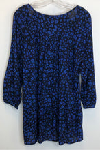 Load image into Gallery viewer, HD Black Blue Print Rayon Size L Blouse
